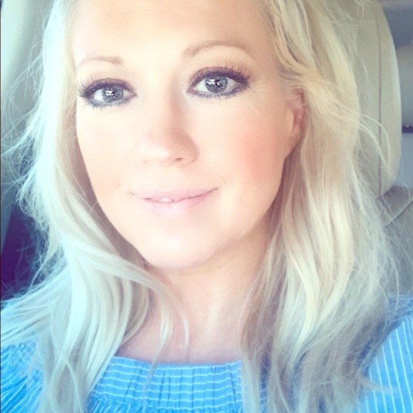 Meet your Posher, Casey - Picture 1 of 1